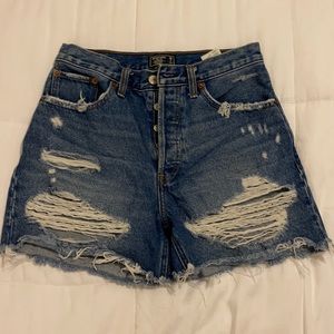 Abercrombie SZ 2 or 26 High rise shorts button